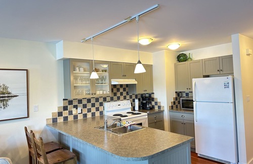 Tofino Condo | The Anchorage- The Perfect Waterfront Suite !
