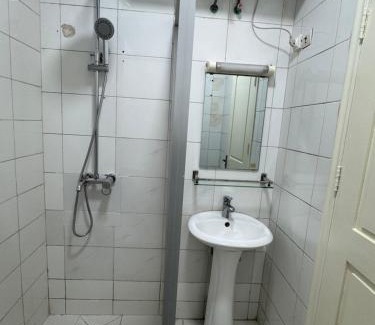 Brazzaville Apartment | The Bacongo Gem