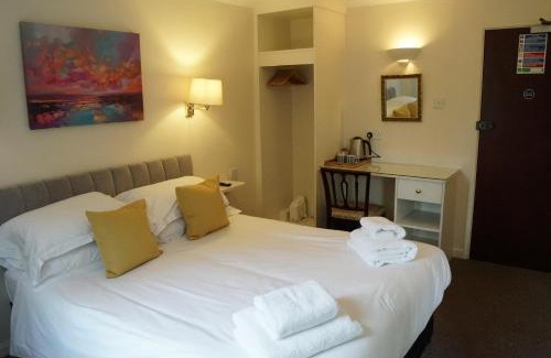Barford St Martin Hotel | The Barford Inn