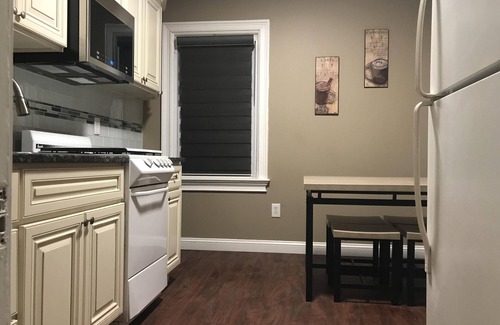 Tuckahoe House | The beautiful HillSide Cottage awaits you! Great location and close to NY city!