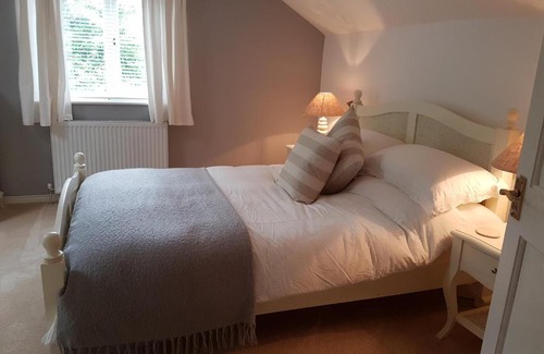 St. Columb Major House | The Beekeeper's Cottage