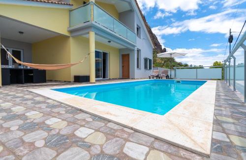 Prazeres House | The Blue Pearl-Villa Paul