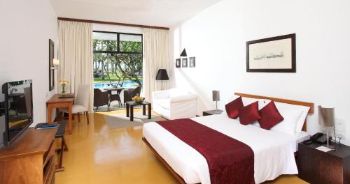 Thalpitiya Hotel | The Blue Water - Geoffrey Bawa Heritage Resort Hotel