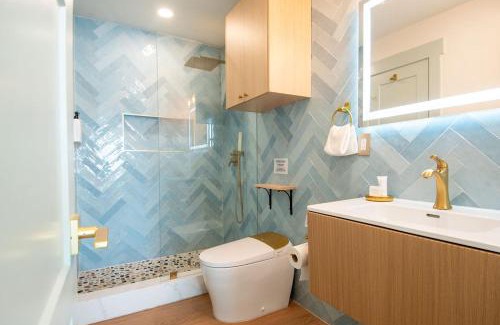 Mission Beach Hotel | The Boardwalk Hotel