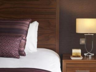 Staines Hotel | The Boleyn Hotel