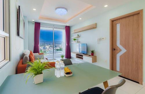 Tan Binh Apartment | The Botanica - Apartment near Airport - Luxury