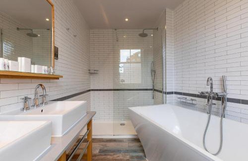 Addison Hotel | The Brook Green Hotel
