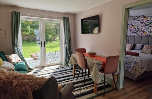 Rowrah Apartment | The Burrow by Blake View Holidays a peaceful boutique retreat 3 miles from Ennerdale- standard twin or super-king bed available