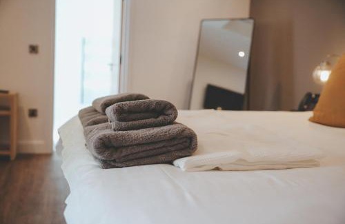 Ambergate Hotel | The Canal
