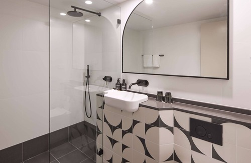 Haymarket Hotel | The Capitol Hotel Sydney
