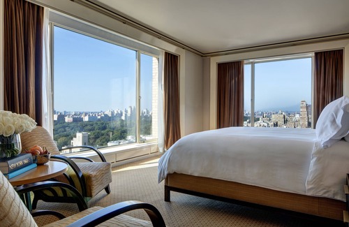 Uptown Hotel | The Carlyle, A Rosewood Hotel