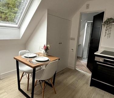 Bury St Edmunds Apartment | The Cartlodge - Studio Loft Apartment in Horringer, Bury St Edmunds