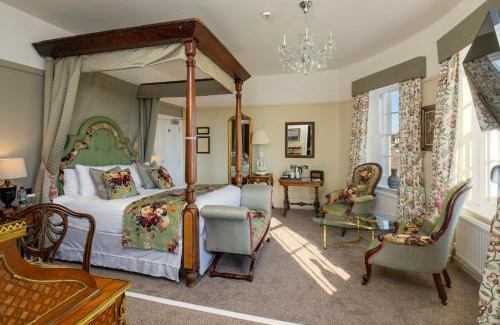 Brecon Hotel | The Castle Of Brecon Hotel, Brecon, Powys - The Coaching Inn Group