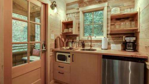 Gatlinburg House | The Cedar in Treehouse Grove at Norton Creek