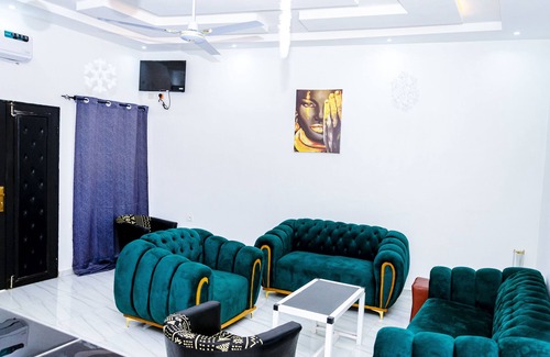 Abomey-Calavi Hotel | The Champion Hôtel