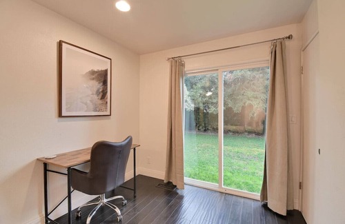 Yuba City House | The Charming Home with a Pool
