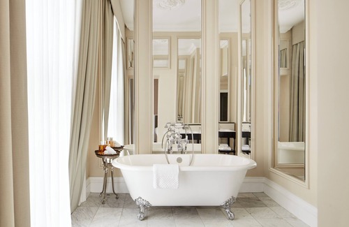 Warwick Hotel | The Clermont London, Victoria