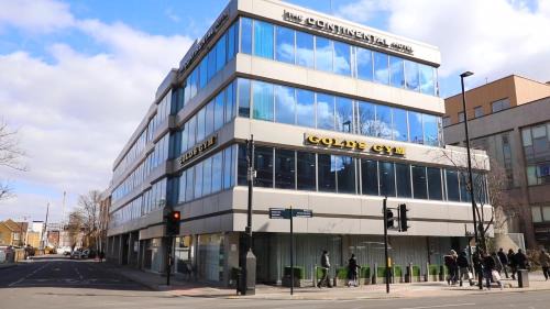 London Borough of Hounslow Hotel | The Continental Hotel, Heathrow
