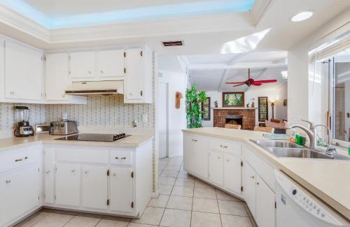 Caloosahatchee House | The Coral House