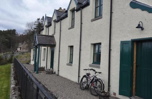 Carrbridge House | The Cottage Bogroy