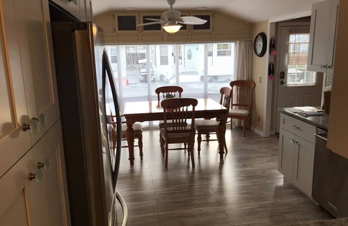 Nettles Island House | The Cottage II is a 2 bedroom 1 bath home with all the comforts home.
