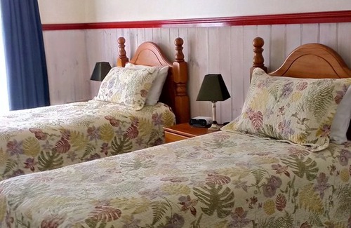 Strahan Apartment | The Crays Accommodation
