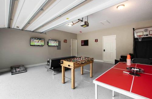 Northport House | The Crimson Retreat Only 5 miles to the Stadium BBQ Coffee Games
