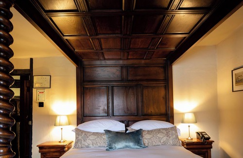 Chiddingfold Hotel | The Crown Inn