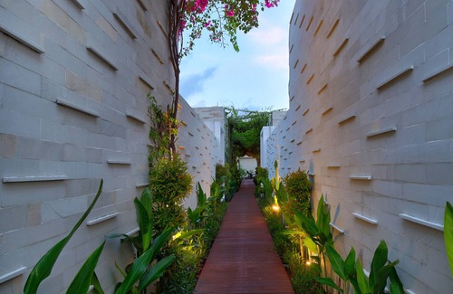 Seminyak Villa | The Daha Luxury Villas