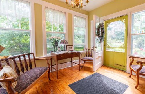 Charlottetown Bed & Breakfast | The Dawson House Bed & Breakfast