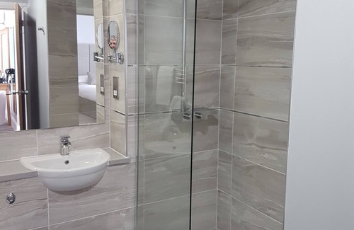 Llanelli Hotel | The Diplomat Hotel and Spa