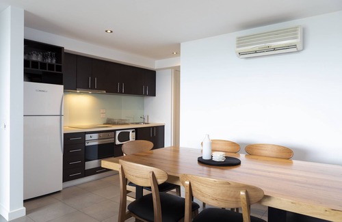 Apollo Bay Apartment | The Dolphin Apartments