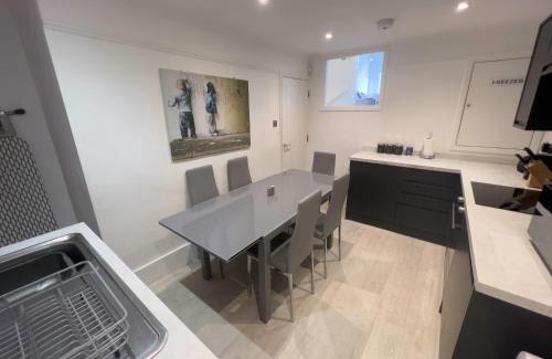 Royal Tunbridge Wells Apartment | The Dragon Pad Boutique Apartment