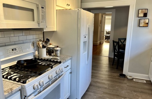 Statesville House | The Elm: 1923 Bungalow - Historic Downtown District