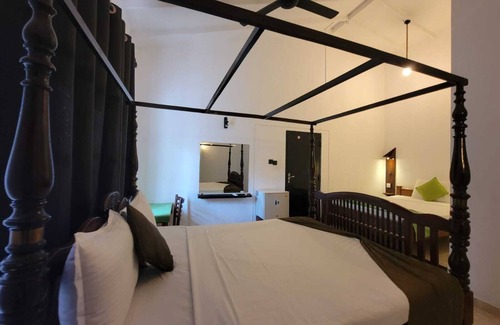 Andiambalama Hotel | The Empyrean Airport Transit Hotel