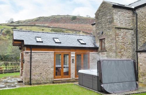 Longnor House | The Farmhouse At Gradbach