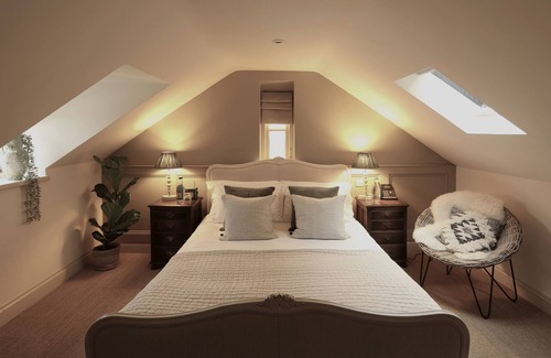 Nether Westcote Hotel | The Feathered Nest Country Inn