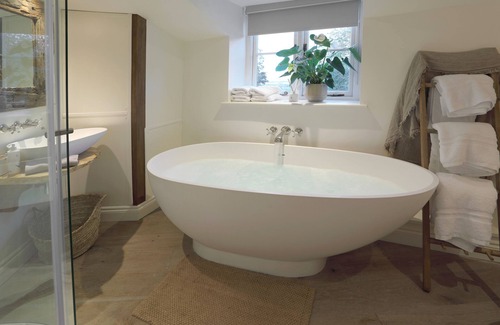 Nether Westcote Hotel | The Feathered Nest Country Inn