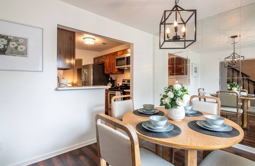 Crestline Heights House | The Fern & Fable - King Bed/TownHome with Deck