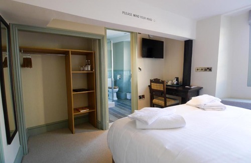 Chipping Norton Hotel | The Fox