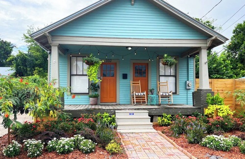 Freetown - Port Rico House | The FreeTown Roost. A Stylish 2 bedroom house in the heart of Downton.