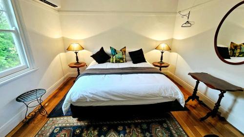 Trentham House | 'The Gardenia' Trentham