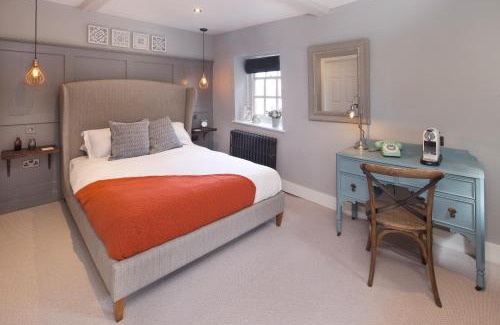 Shipston on Stour House | The George Townhouse