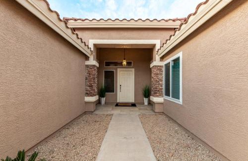 South Mountain House | The Golden Cactus Phoenix