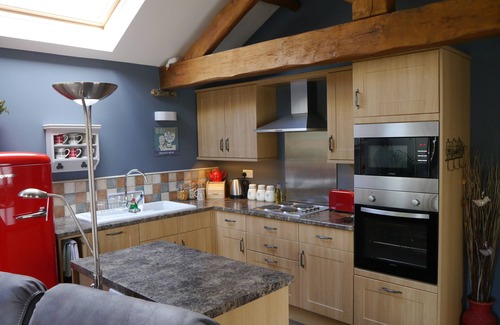Carleton Apartment | The Granary with hot tub - 2 miles from Skipton