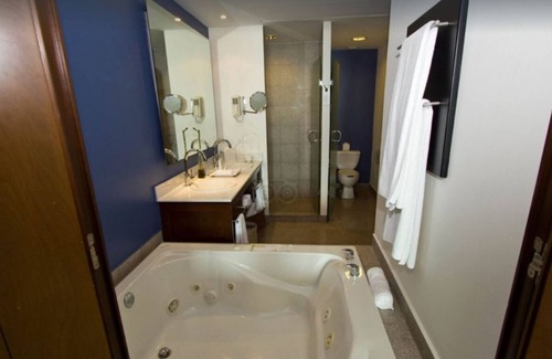 Campo de Golf Fonatur Resort | The Grand Mayan1 Bedroom Suite