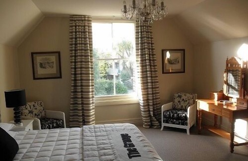 Christchurch City Centre Bed & Breakfast | The Grange Boutique B & B