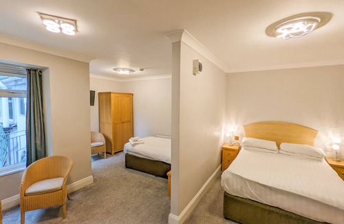Bournemouth City Centre Hotel | THE GROVE HOTEL