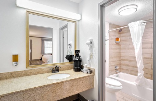 Gainesville Hotel | The Guest Lodge Gainesville