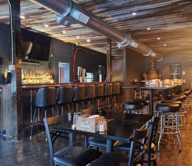 Dunlap Hotel | The Honey Bee Motel